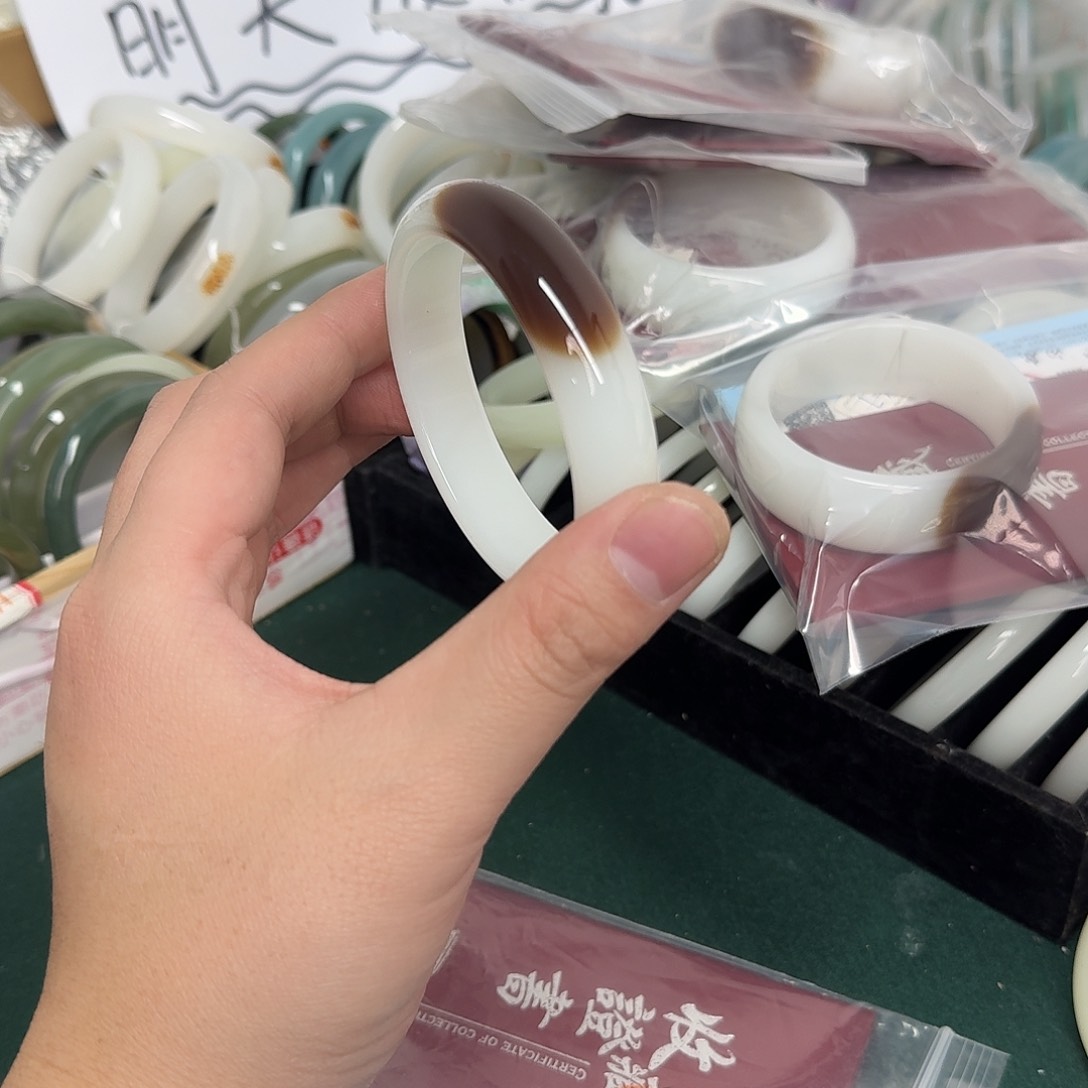 和田玉（糖玉）手镯未镶嵌499号