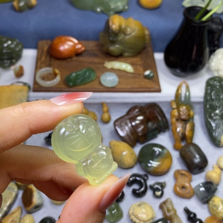 蛇纹石玉未镶嵌岫玉