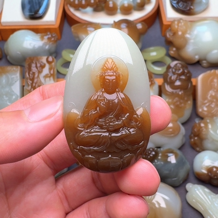 和田玉（糖玉）颈饰未镶嵌君*