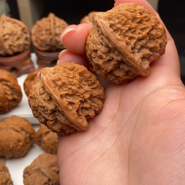 ****⁴文玩核桃把件满天星