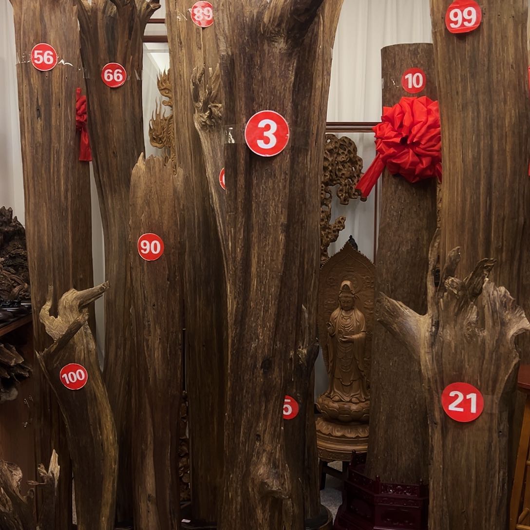 沉香摆件巧**建沉香摆件