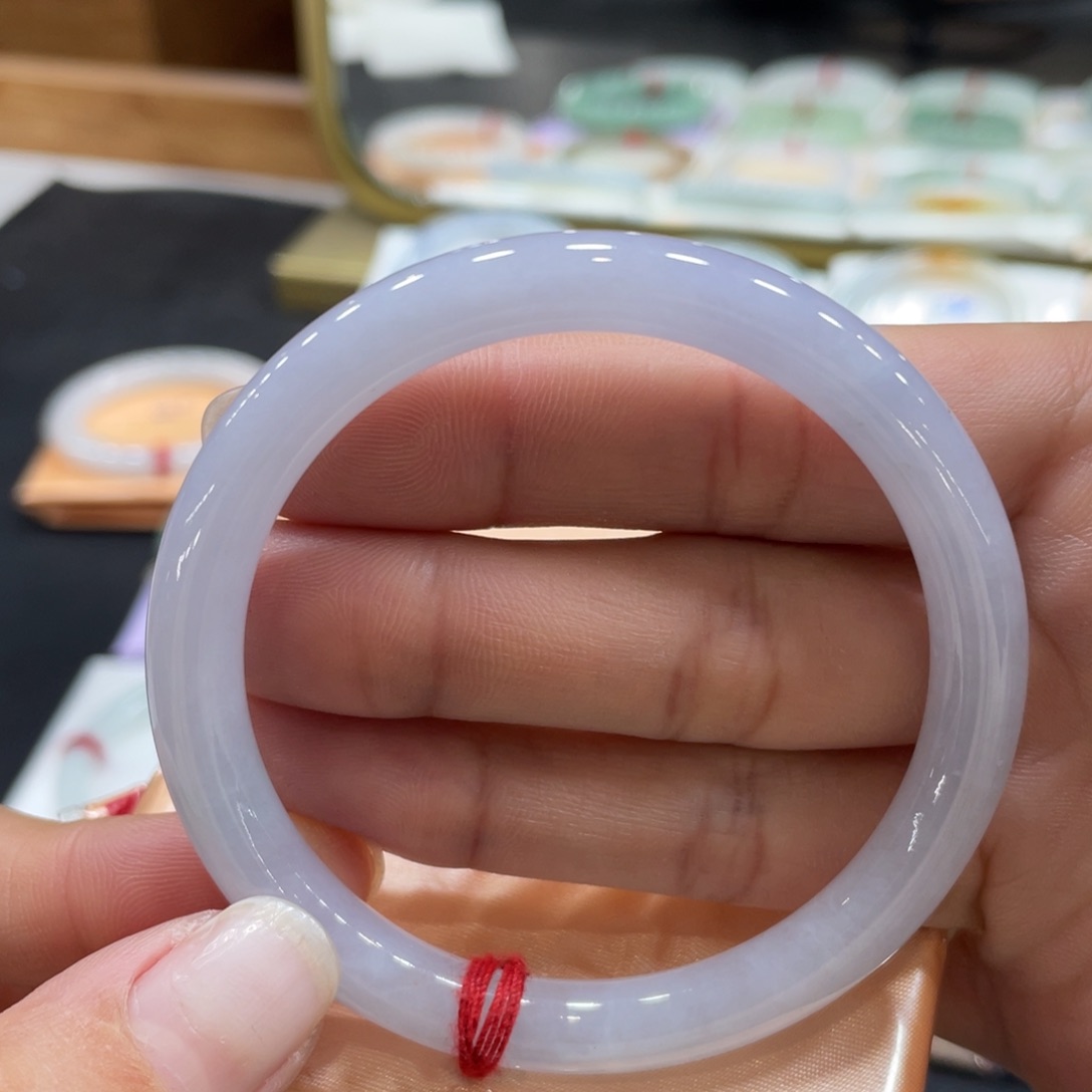 翡翠手镯未镶嵌55圆