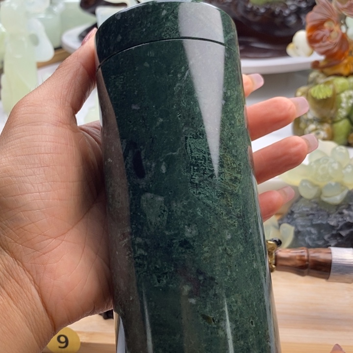 岫玉未镶嵌四大名玉水杯