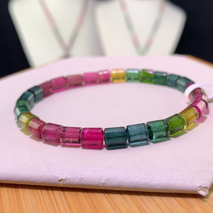 双色碧玺手链未镶嵌