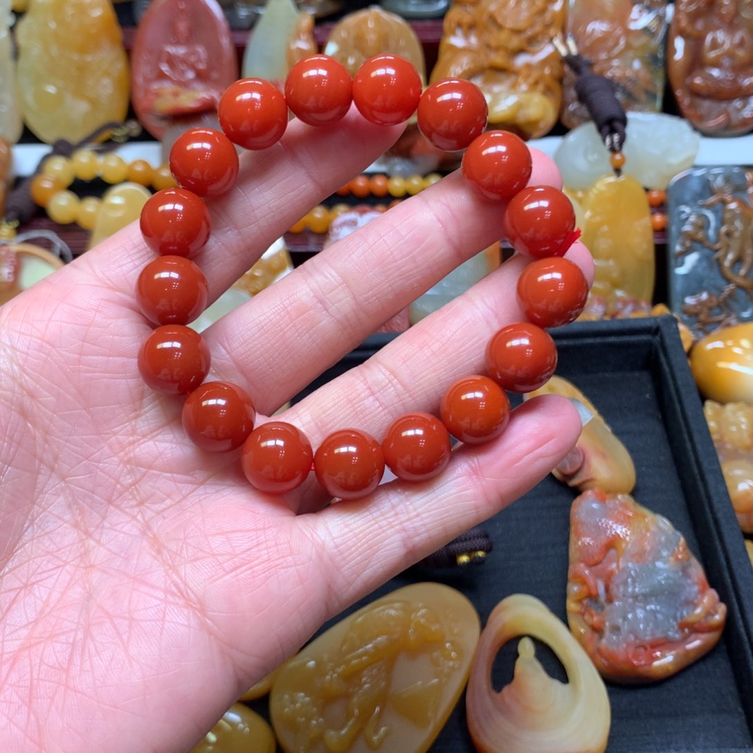 玛瑙/玉髓手串未镶嵌鸡*钻