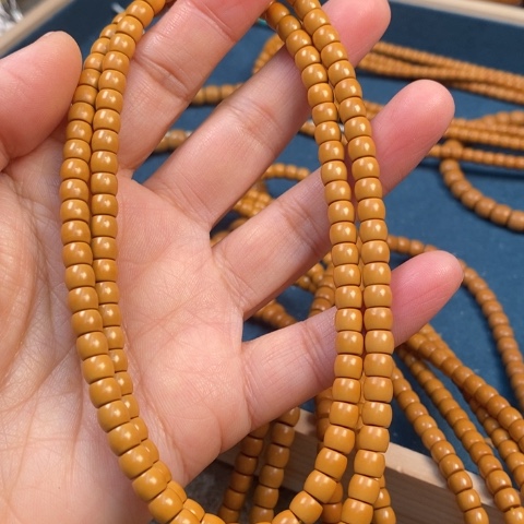 吊坠橄榄核时**转橄榄核