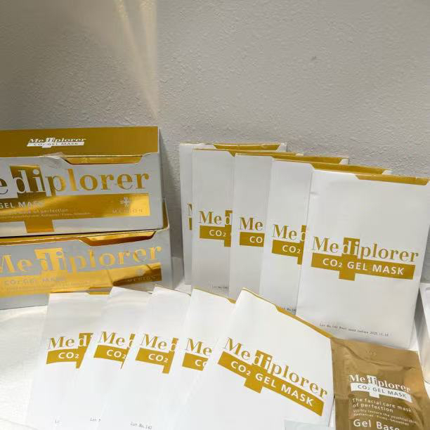 若雅保湿紧致面膜