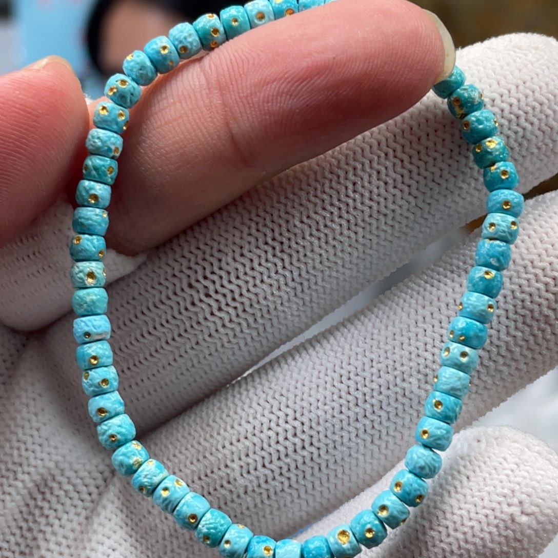 绿松石未镶嵌挂件