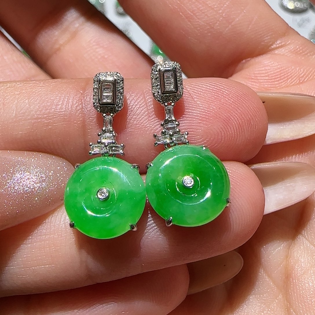 【闪购商品】18K金镶嵌翡翠耳饰天然