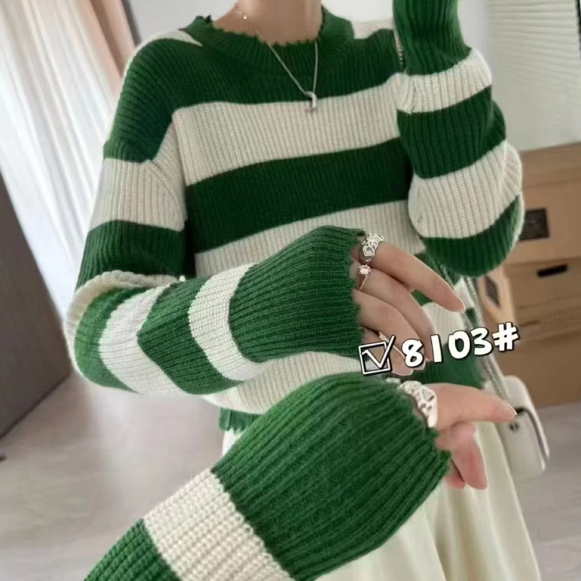 慵懒风条美美推荐 8103 纹撞色毛衣女秋新款圆领宽松显瘦百搭