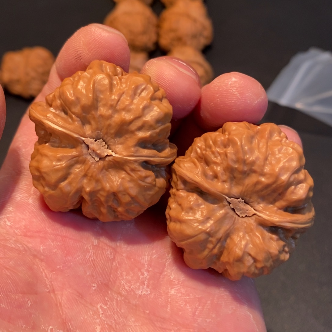 .***吴文玩核桃把件蛤蟆尺寸38