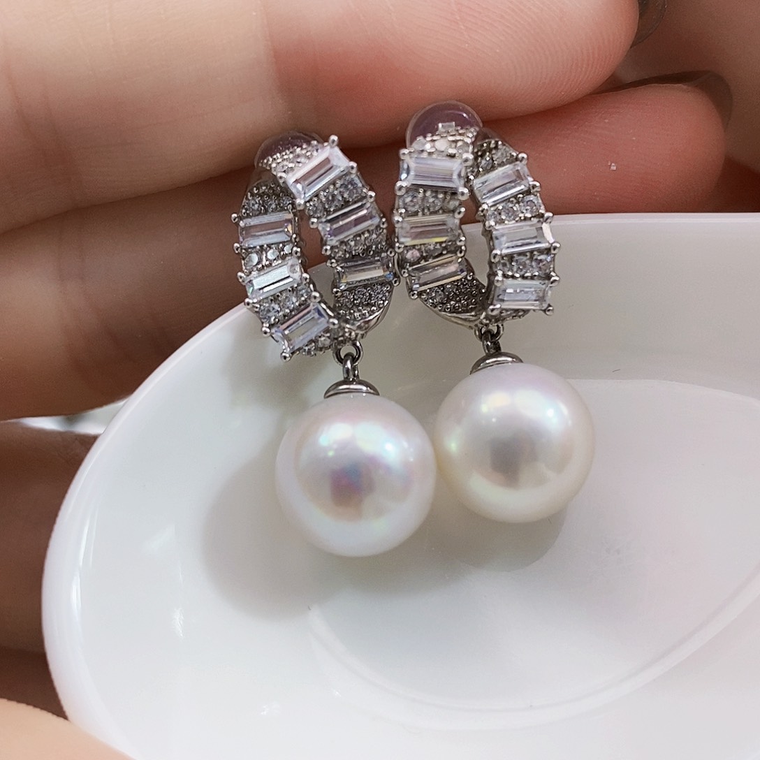 银S925镶嵌极光福利耳饰11.2m m淡水珍珠