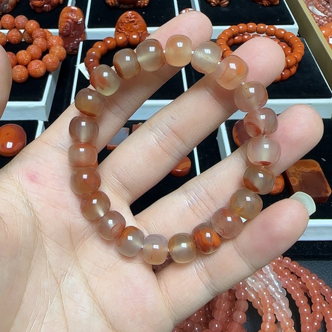 南红玛瑙未镶嵌手链