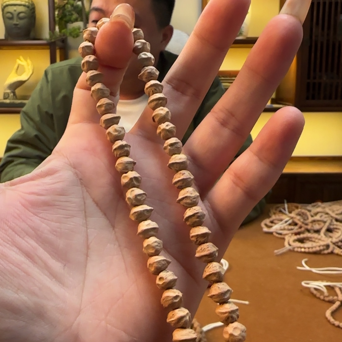 柏香籽/百香籽手串手持
