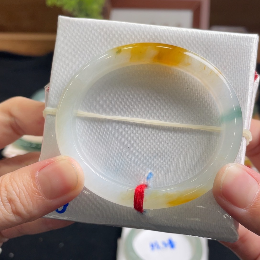 翡翠手镯未镶嵌52.7 贵妃 