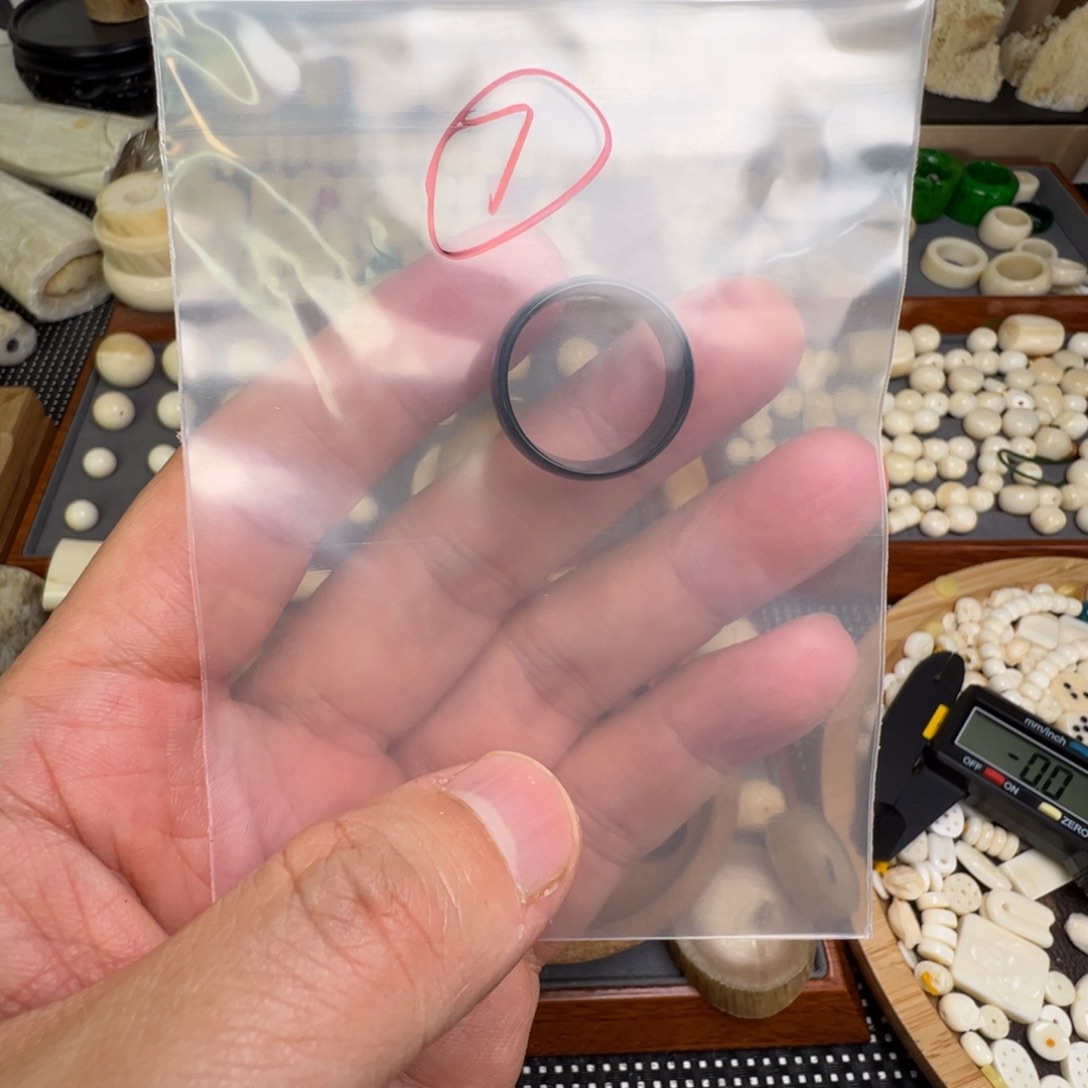 树脂制品特价处理