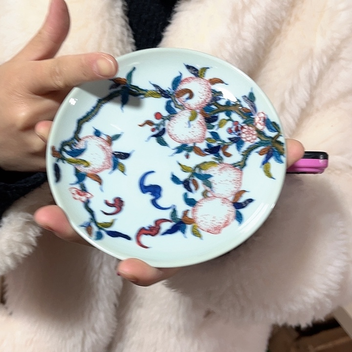 瓷片/////////直径13.5厘米。绿。