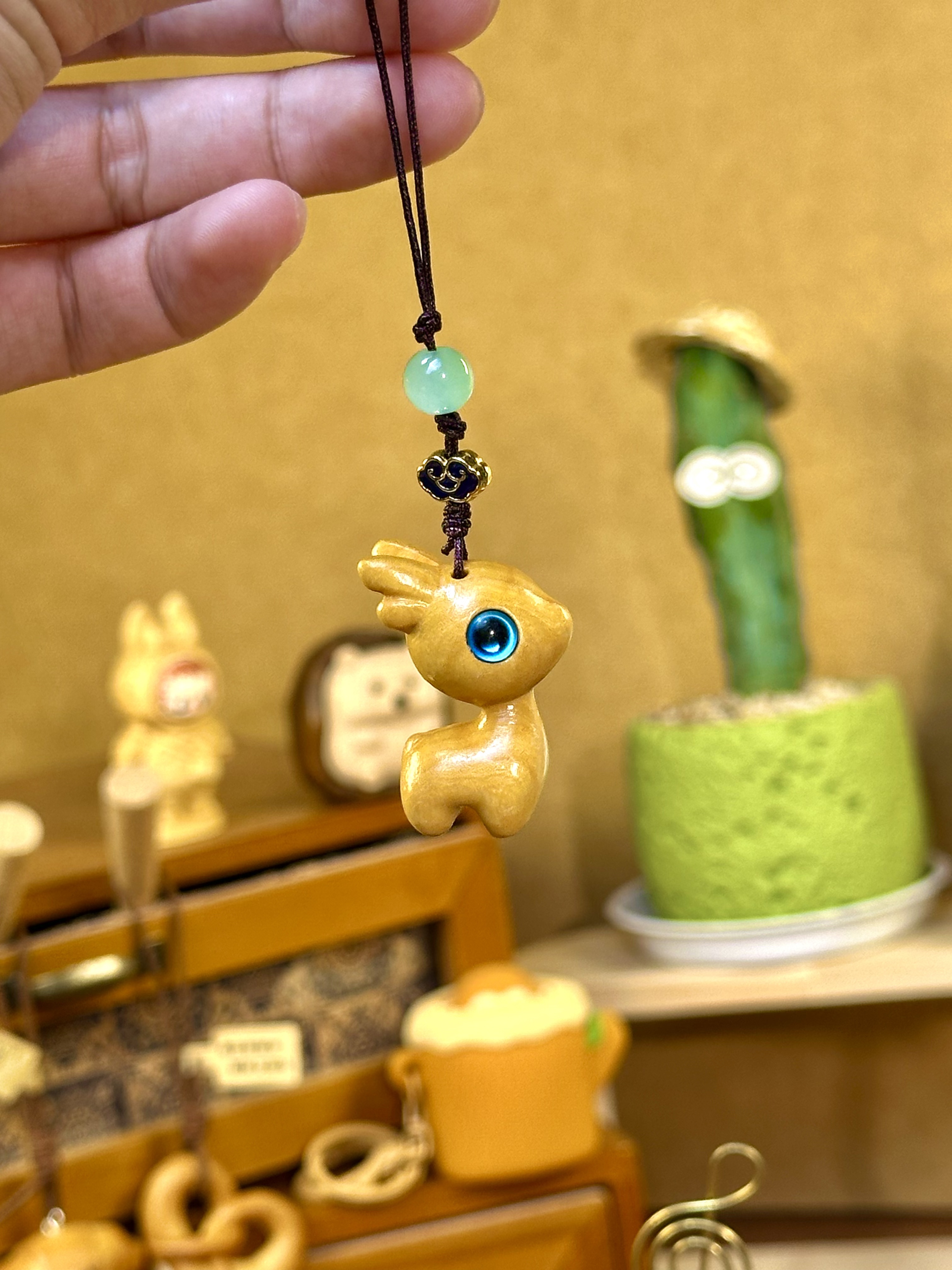 一鹿平安 | 黄金檀可爱小鹿 | 手机挂包挂
