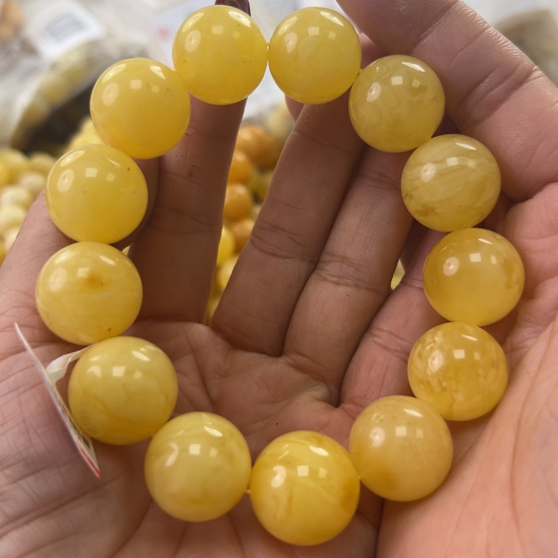 琥珀珠宝奇石未镶嵌