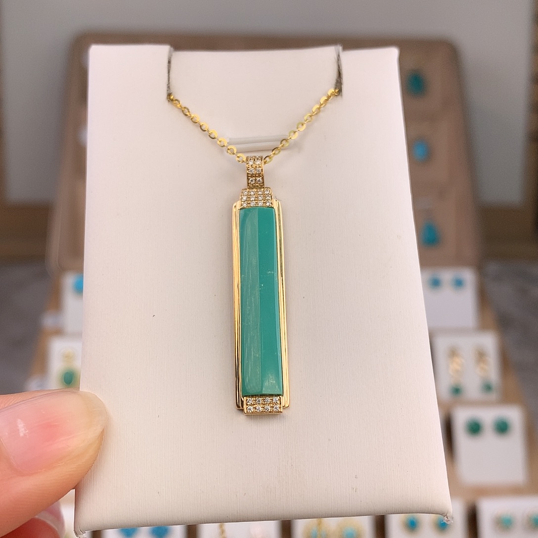 绿松石18K金镶嵌吊坠(不含链)