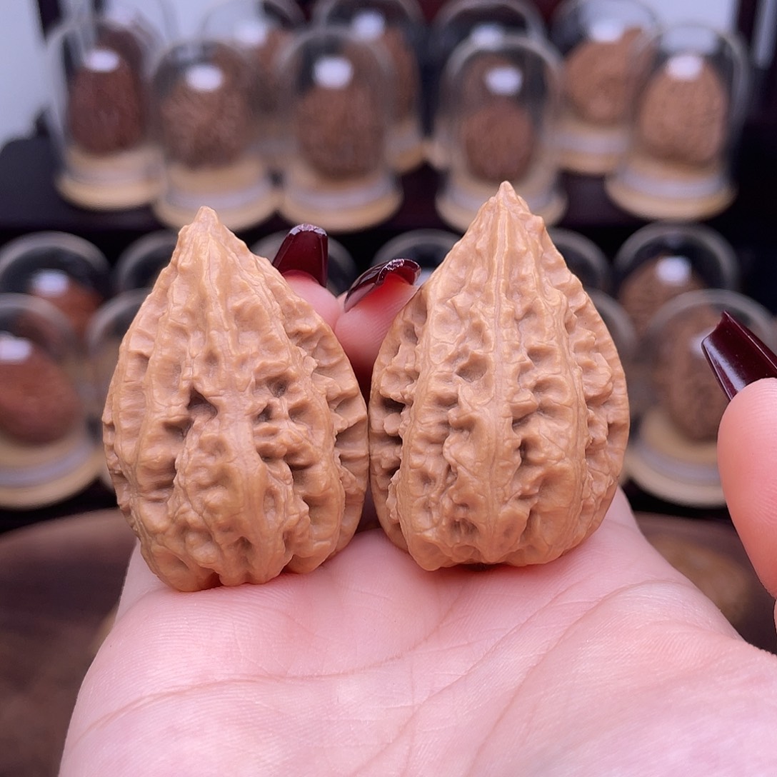 吊坠文玩核桃龙角