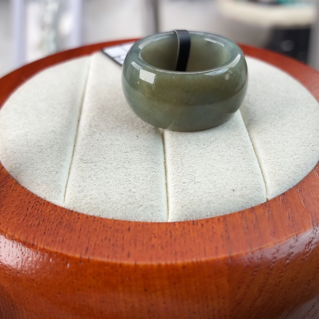 山***山和田玉未镶嵌戒指r14蓝糖墩墩18.3戒贴