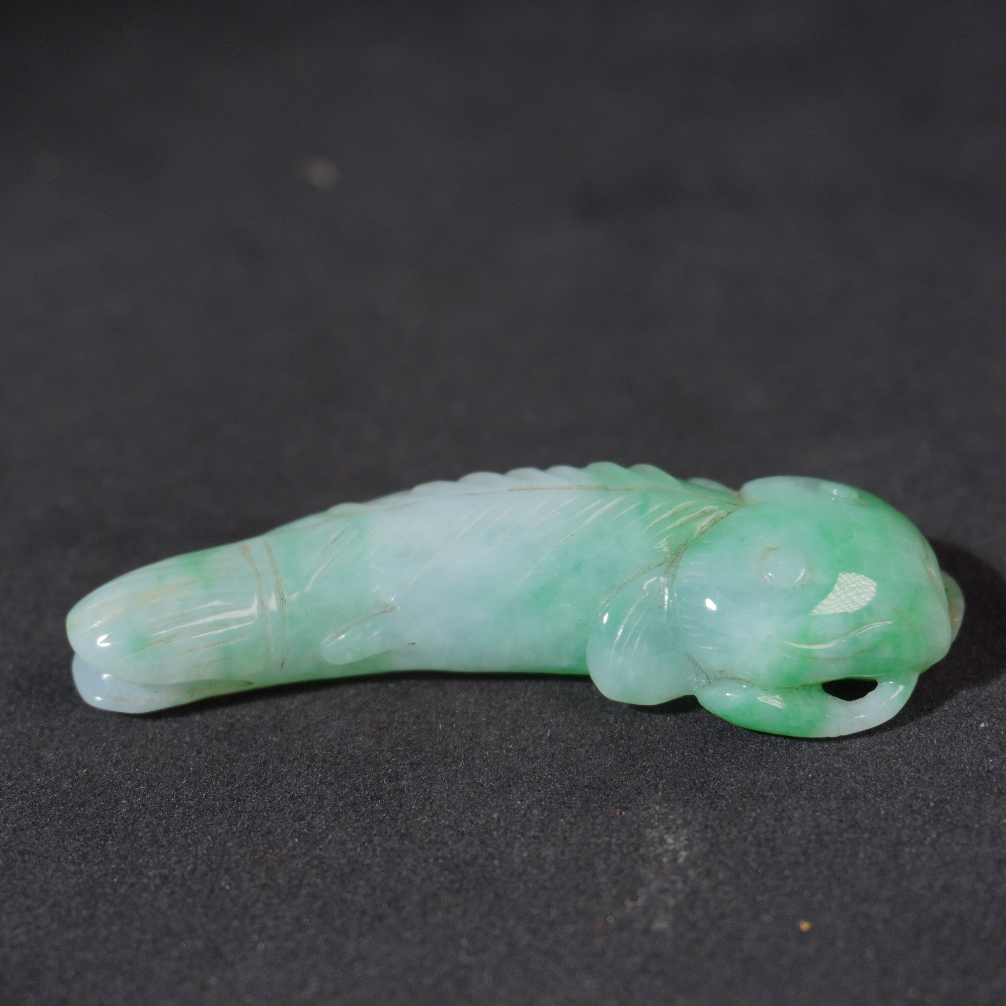 5NU33 清 翡翠年年有鱼吊坠