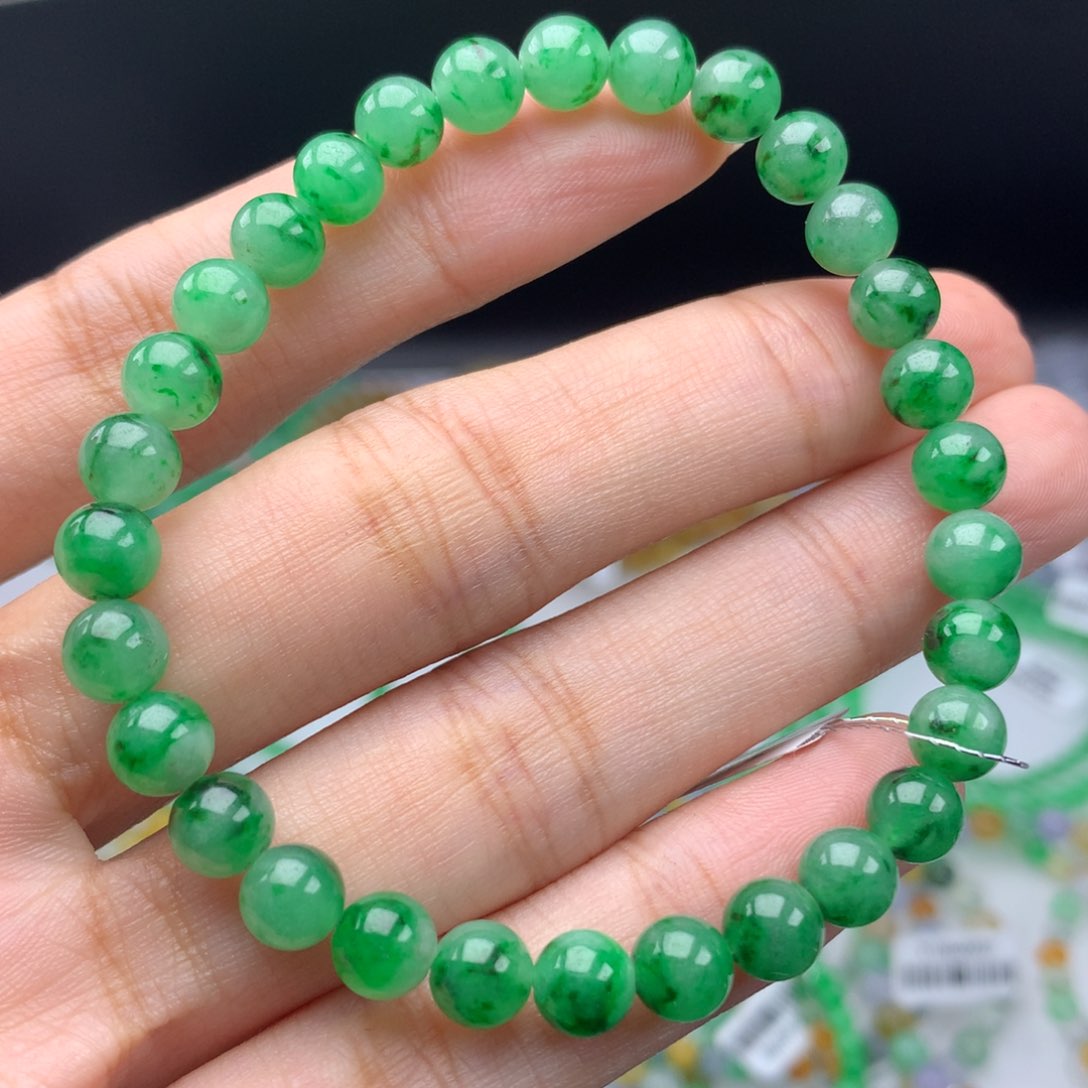 翡翠手链未镶嵌卡