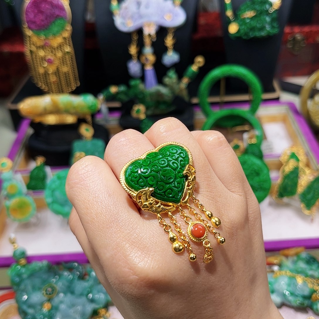 【闪购商品】翡翠戒指银S925镀金镶嵌翡翠
