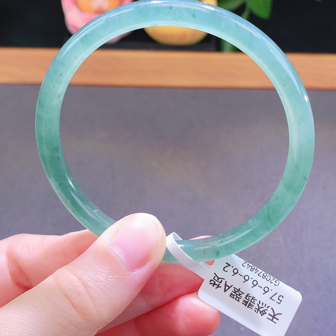 翡翠未镶嵌手镯天然翡翠