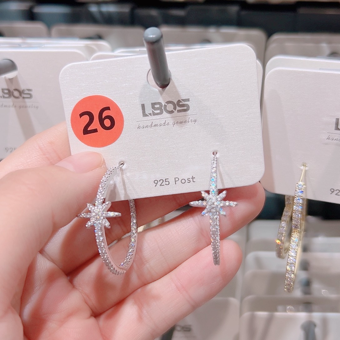 锆石纯铜合金耳环的颜色