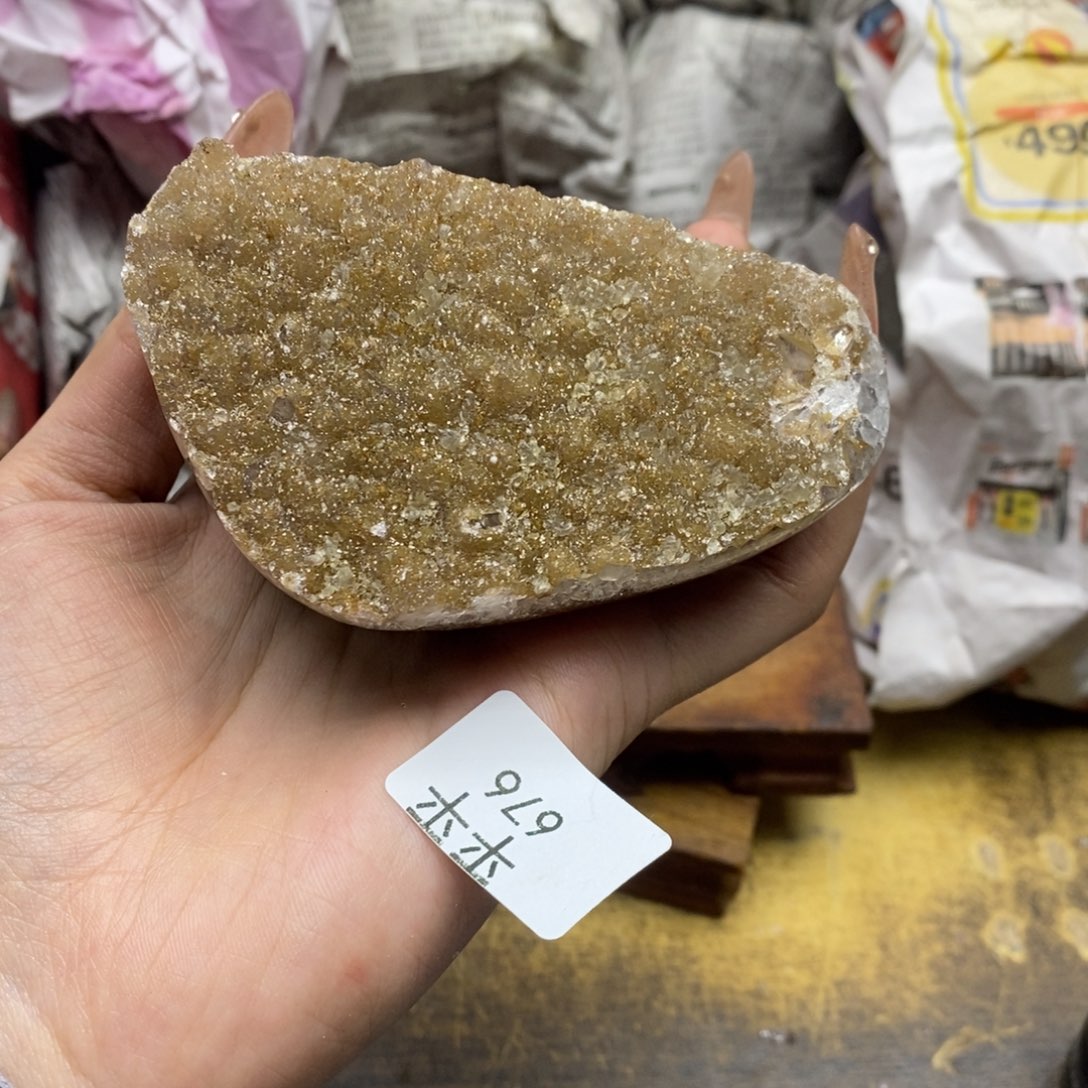 紫晶乌拉圭未镶嵌