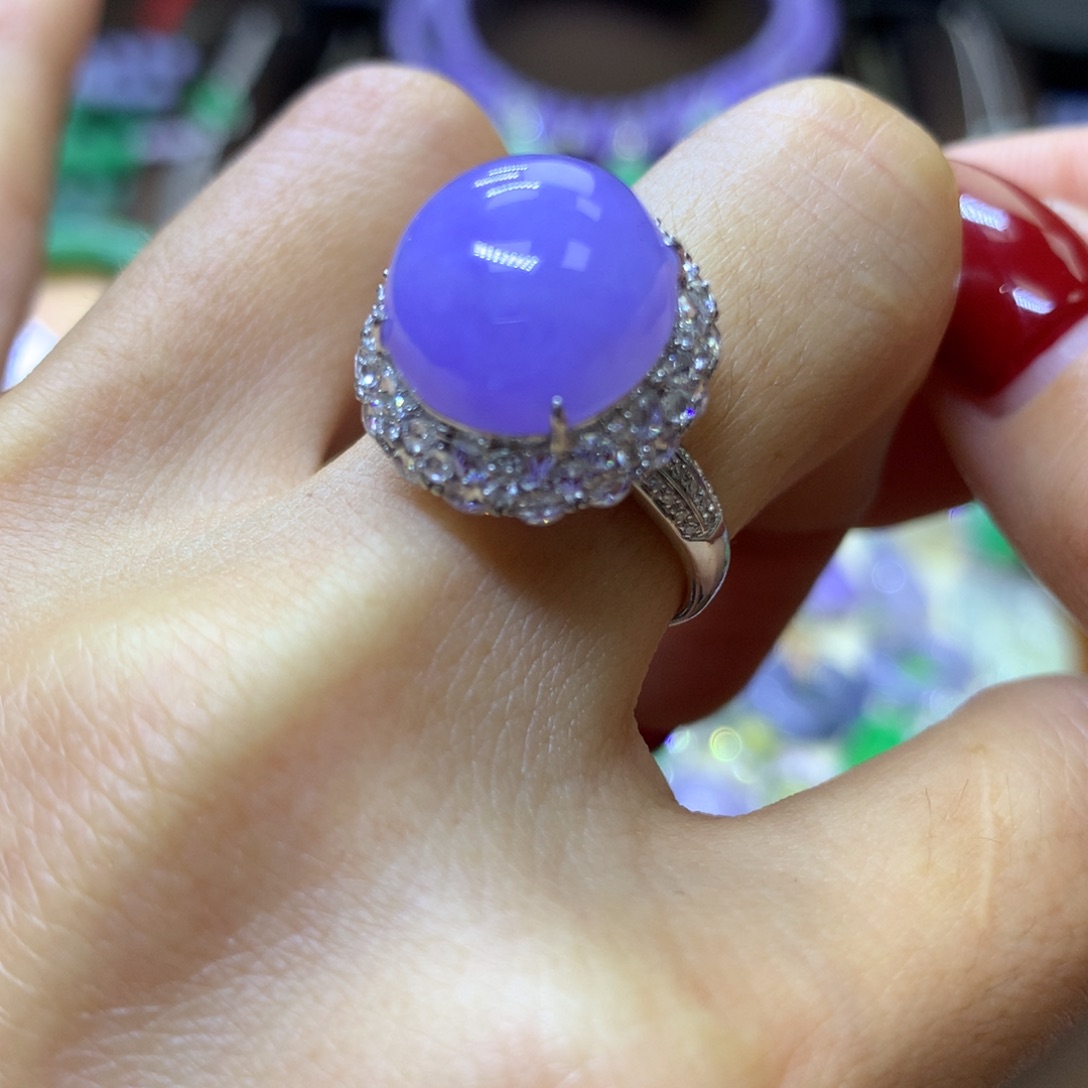 【闪购商品】翡翠颈饰18K金镶嵌翡翠