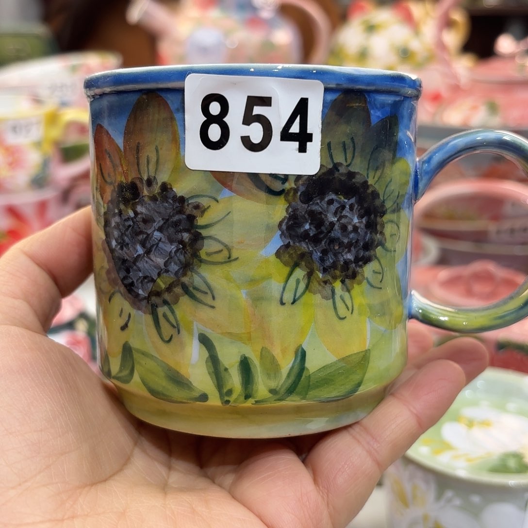 瓷片兔兔好可爱呀啊好可爱啊