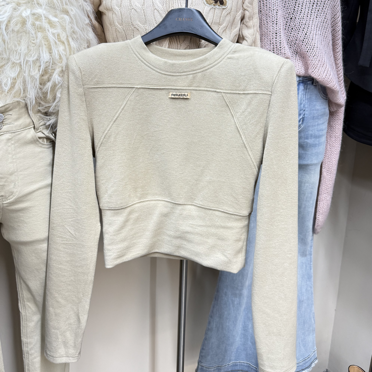 【FF】秋冬慕斯牛奶绒轻奢风T恤套头圆领百搭