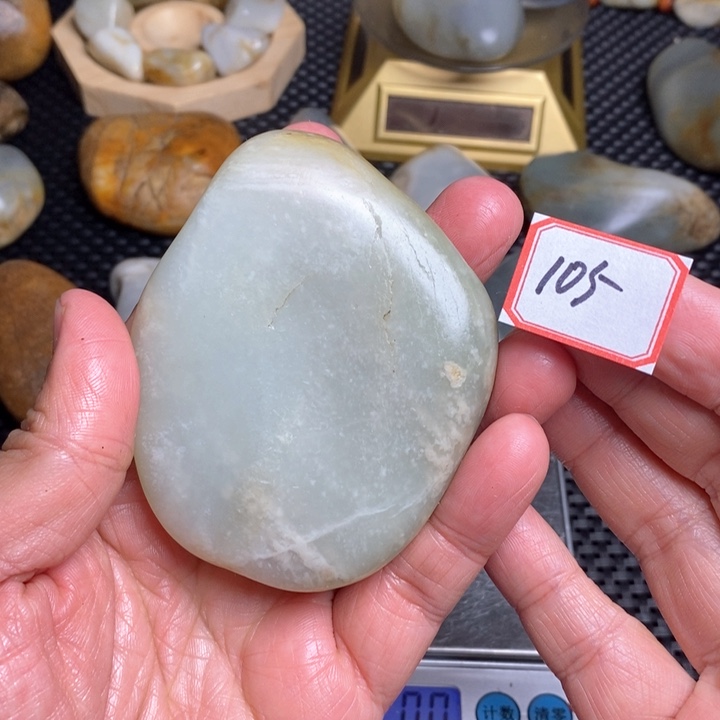 未镶嵌和田玉把件春****牛105