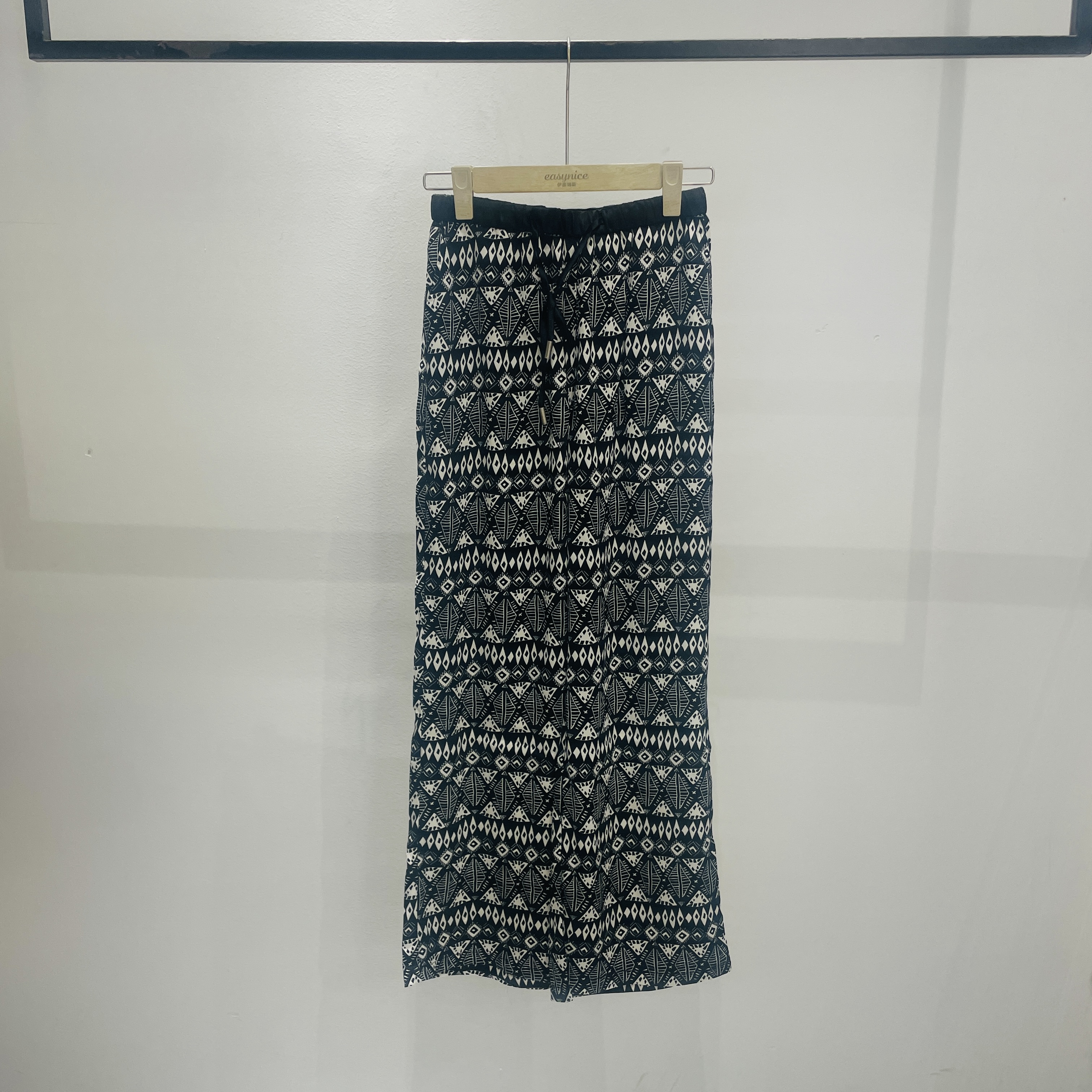 【麦丝】休闲百搭宽松显瘦小众设计感高腰直筒阔腿裤 FY-90003