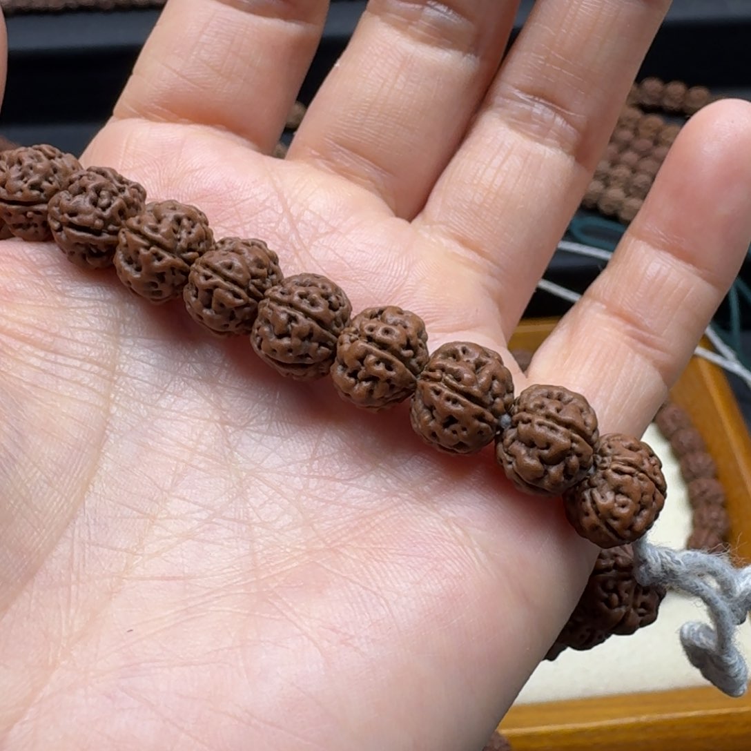 金刚菩提吊坠用****1老树王11