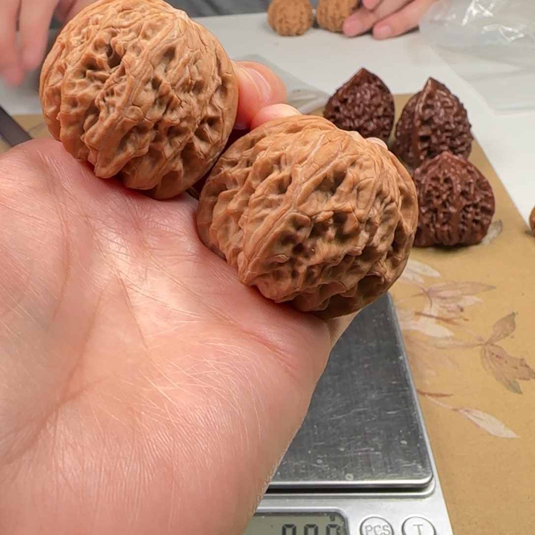 文玩核桃吊坠山地磨41-7