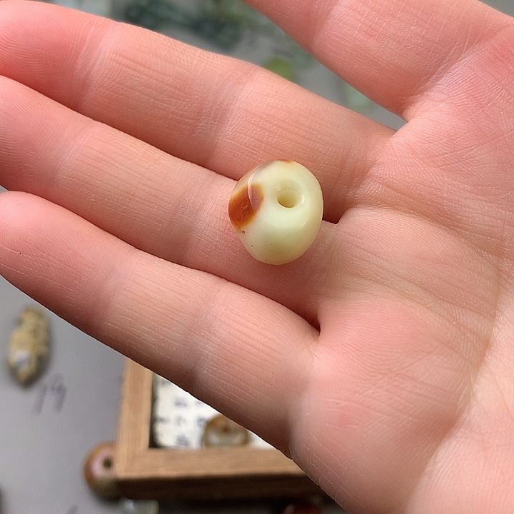 点***君蛇纹石玉未镶嵌百搭配饰