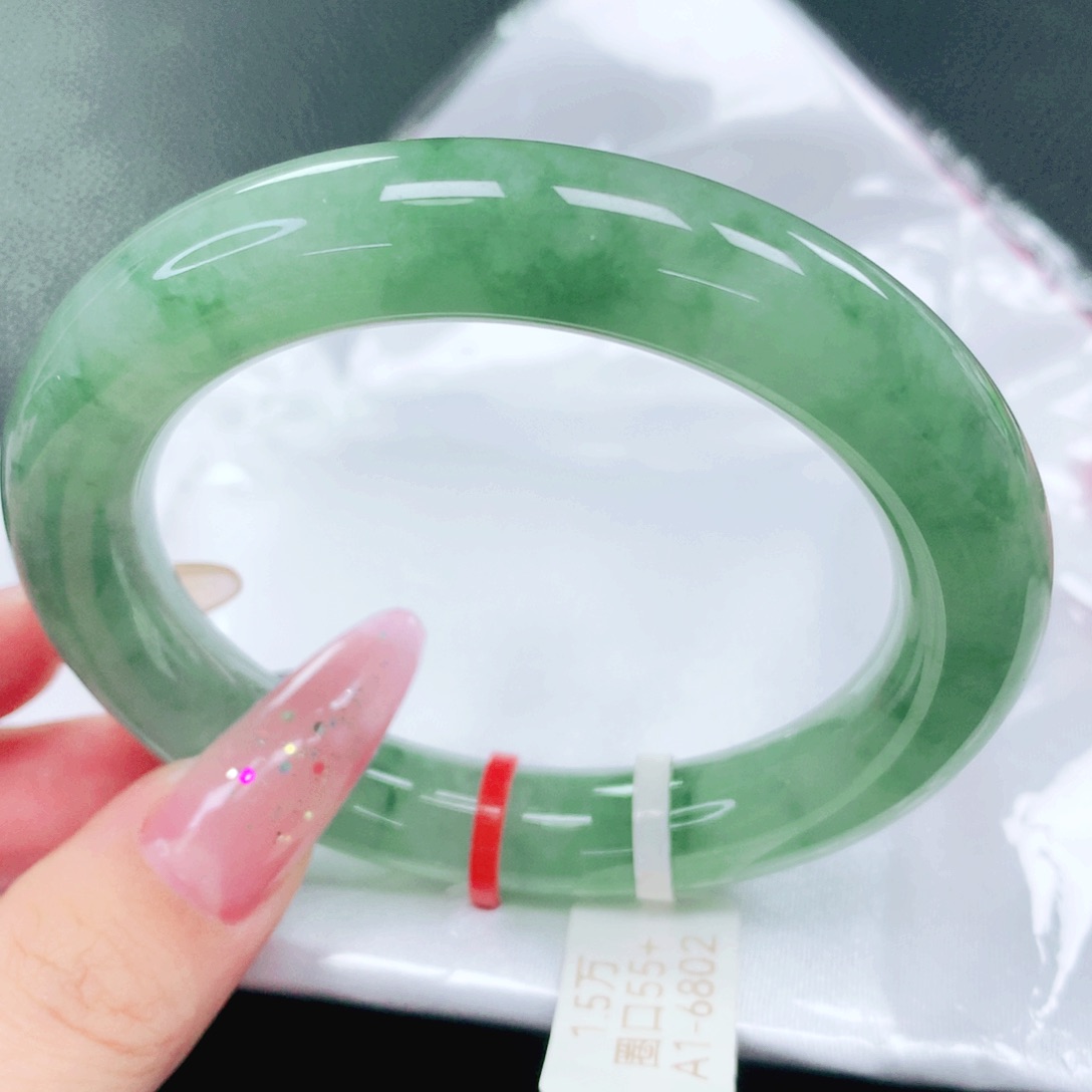 翡翠未镶嵌手镯55