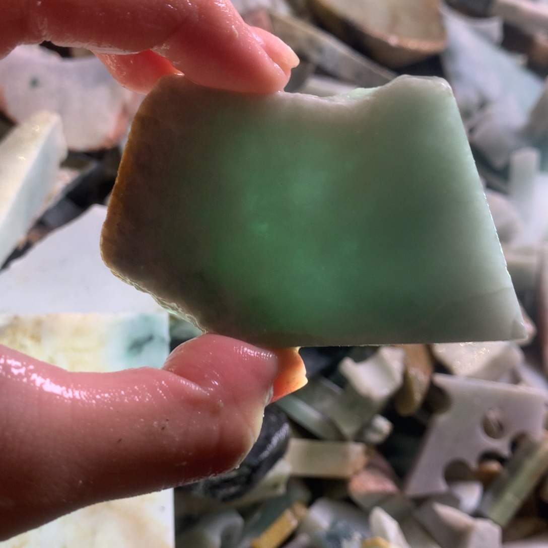 翡翠颈饰未镶嵌缅甸翡翠