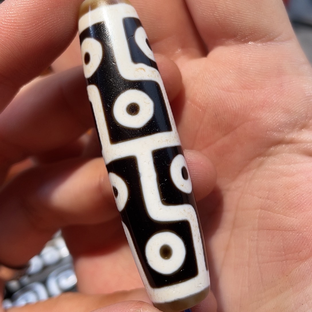 玛瑙/玉髓颈饰未镶嵌极***志