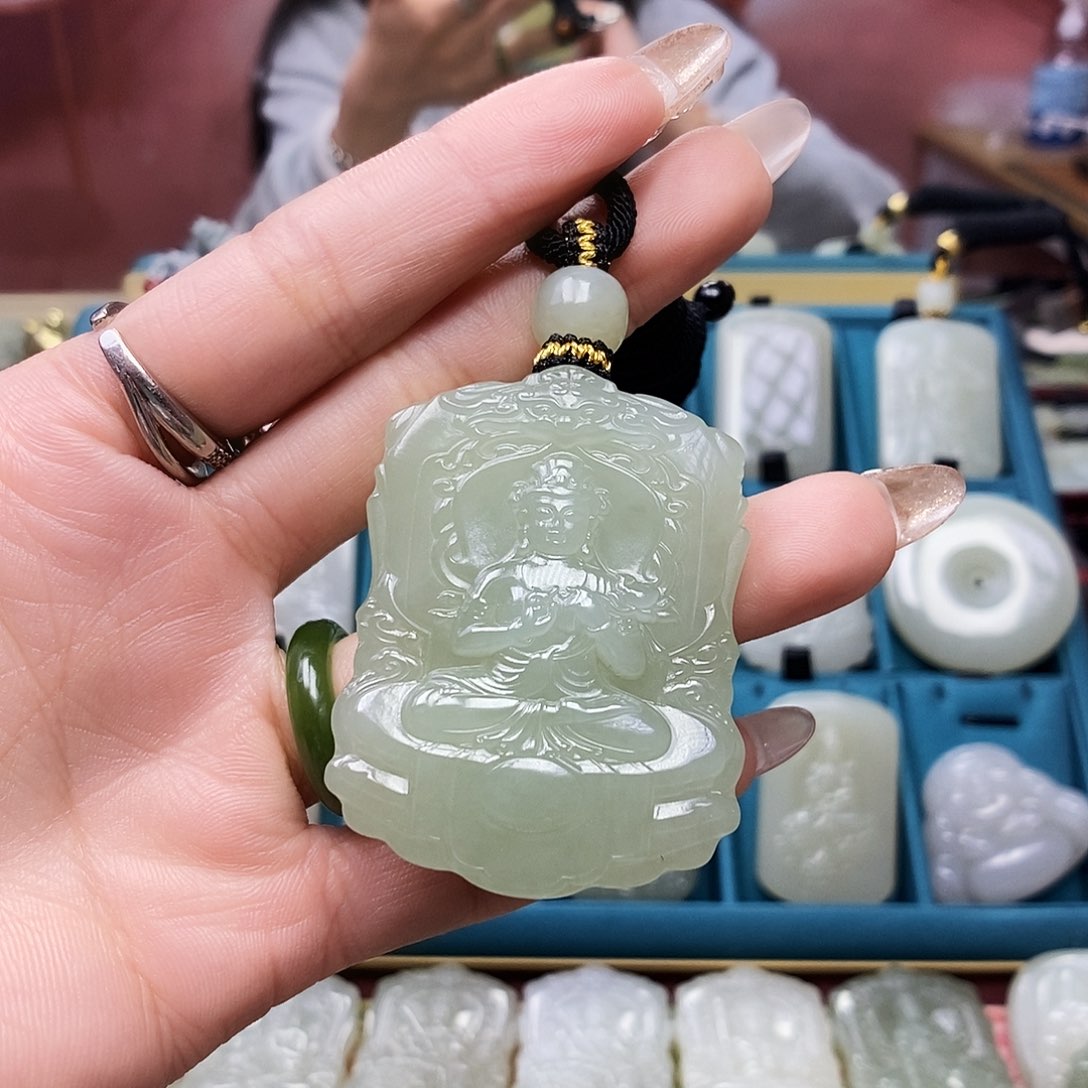 和田玉颈饰未镶嵌用****3