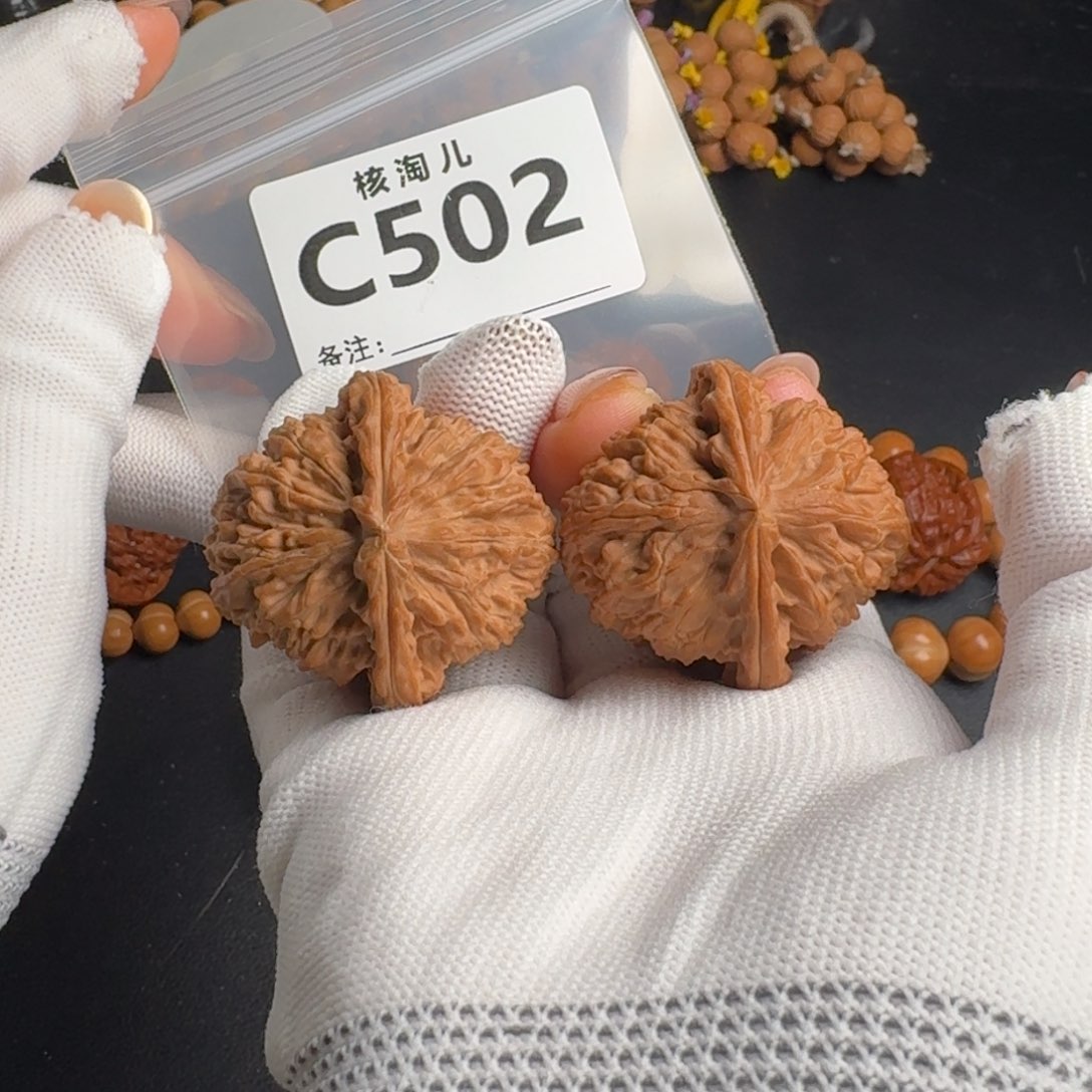 文玩核桃把件41白狮子C502