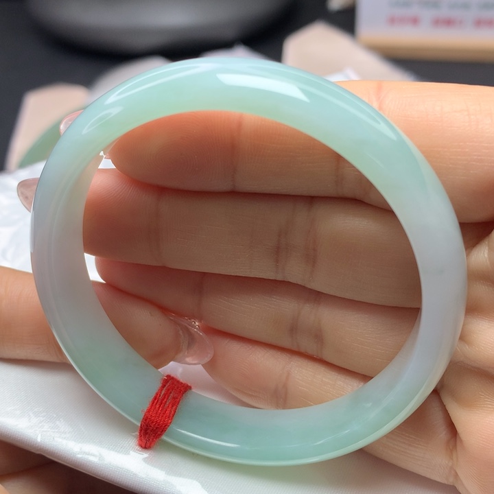 翡翠手镯未镶嵌58585959