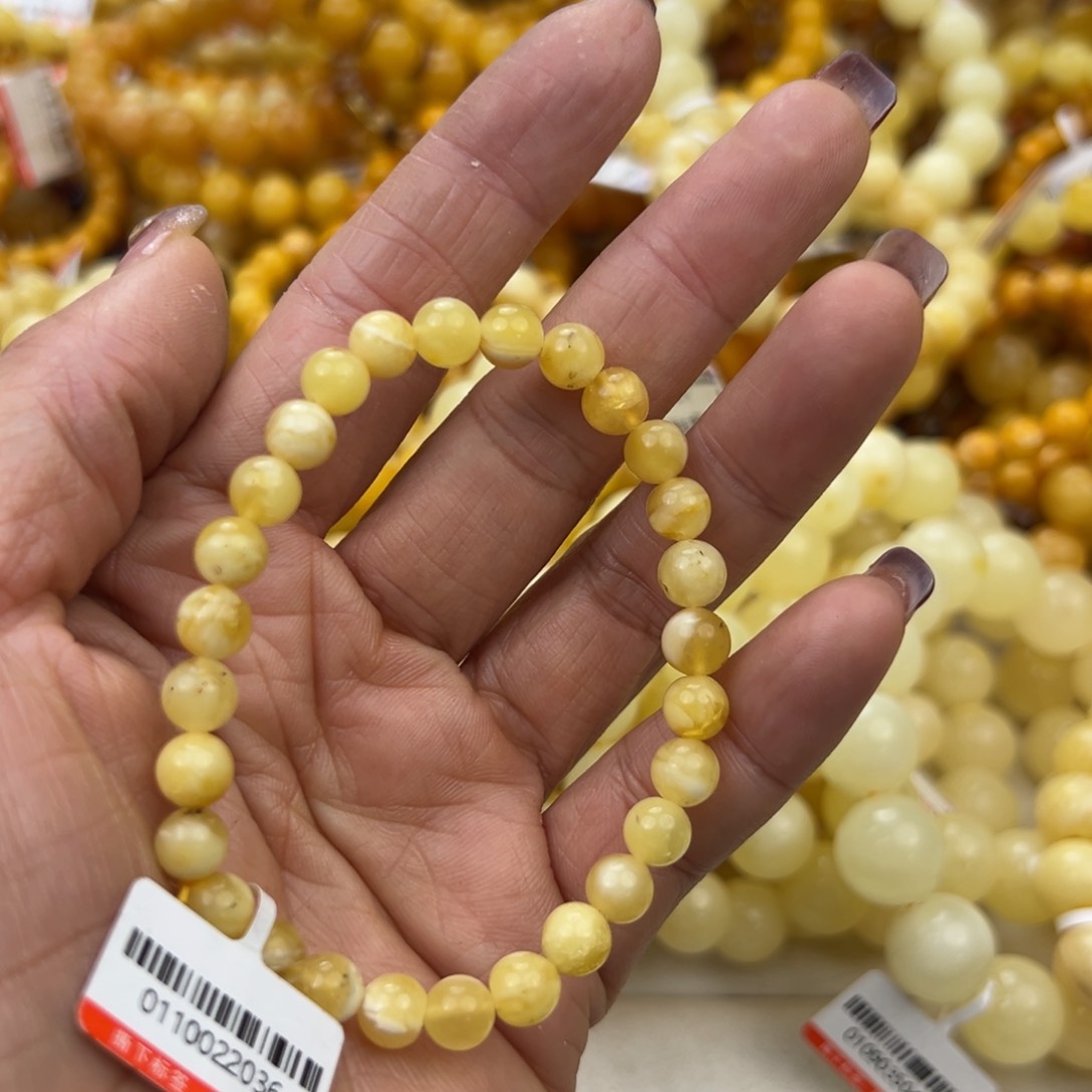 琥珀珠宝奇石未镶嵌