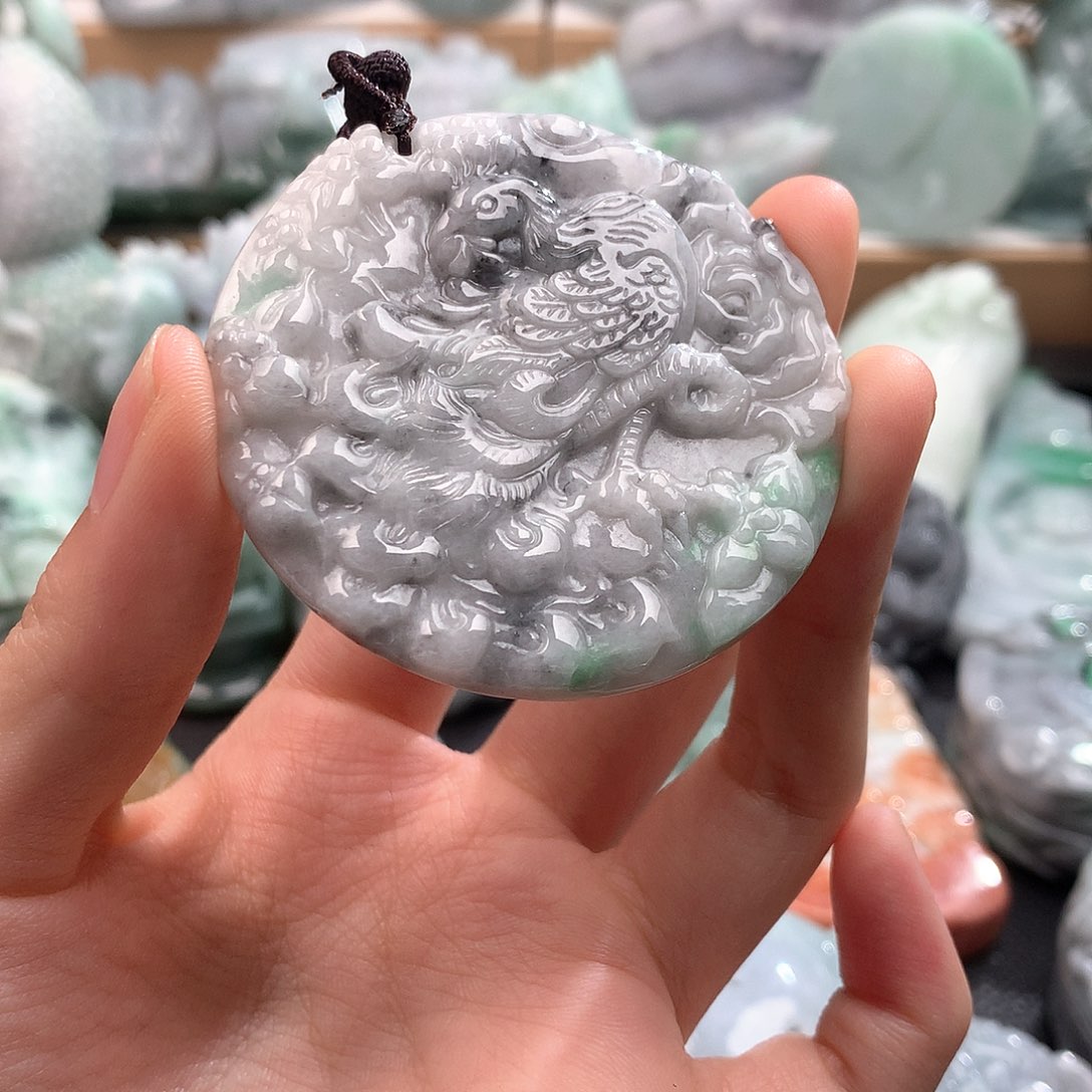 吊坠(不含链)未镶嵌翡翠