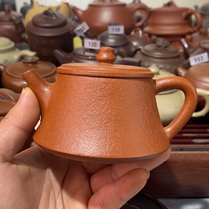 紫砂茶壶漳****产精工制作