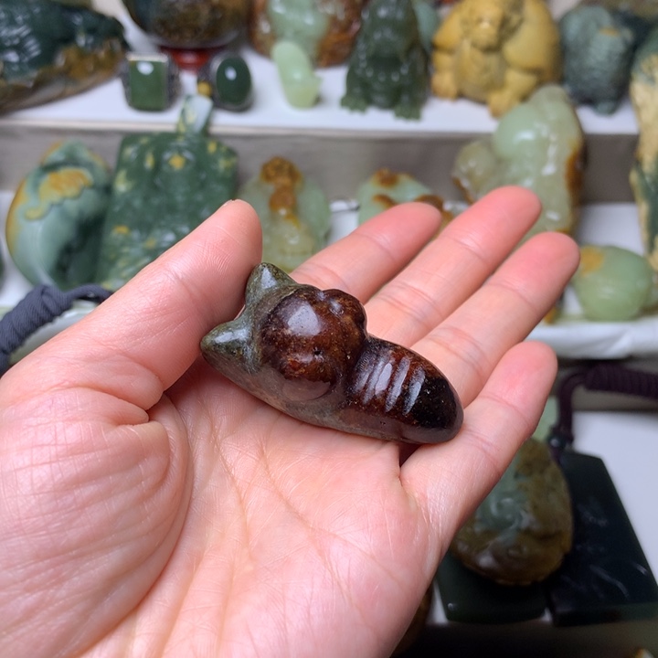 岫岩河磨玉（透闪石质玉）吊坠未镶嵌